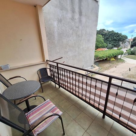 Apartmani Lisicina Omis Bagian luar foto