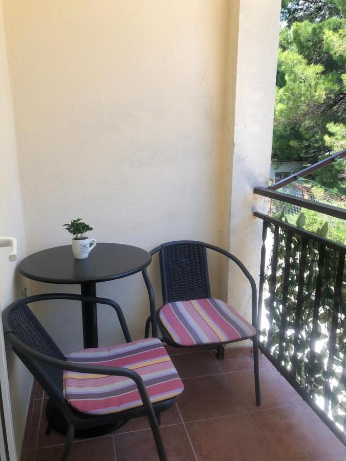 Apartmani Lisicina Omis Bagian luar foto